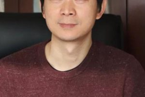 首届语文教育大会｜汪锋：统编高中语文教材使用中的几个问题